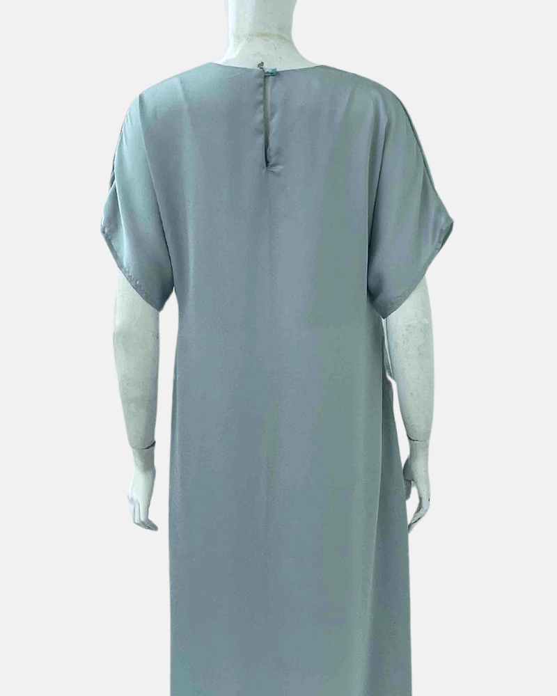 Dalia Loose Side Pockets Midi Dress