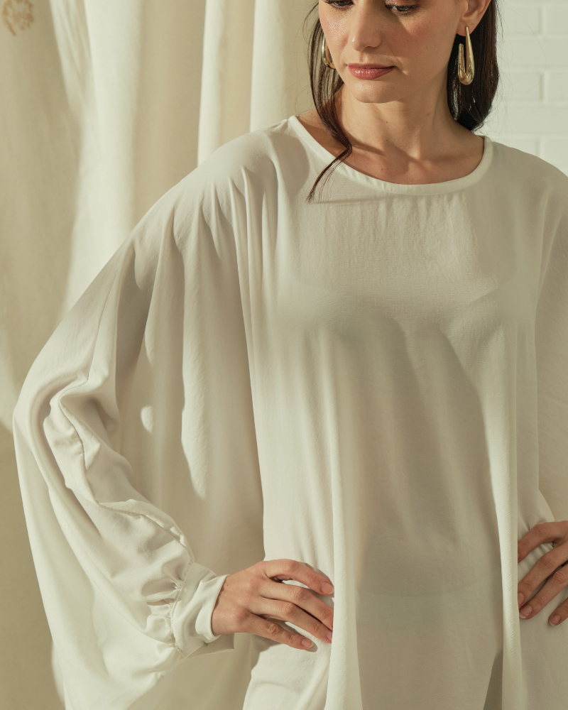 Ravia Batwing Long Sleeves Short Dress