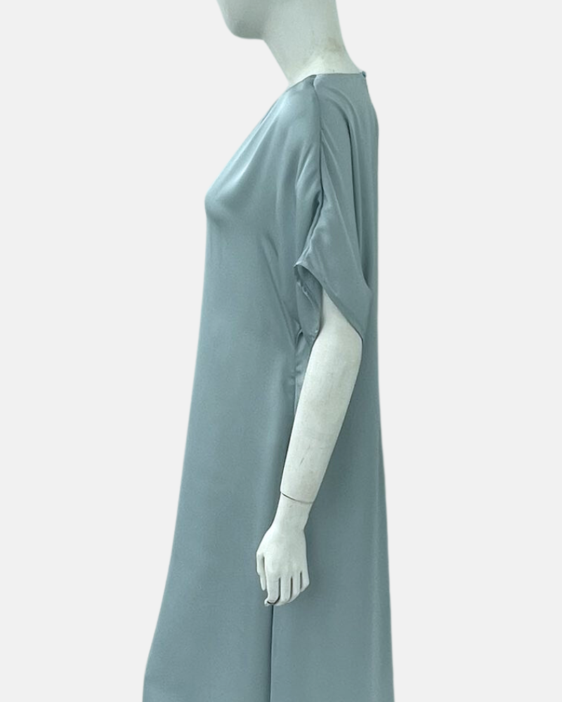 Dalia Loose Side Pockets Midi Dress