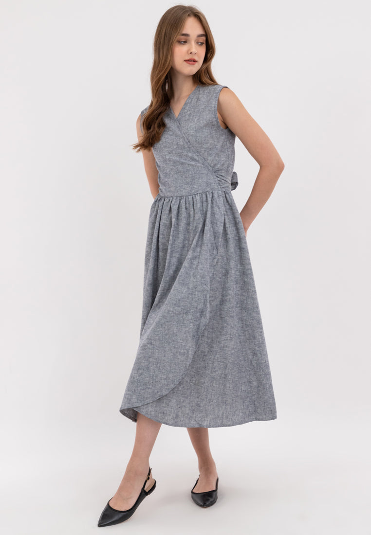 Tamia Sleeveless Self-Tie Ribbon Midi Dress