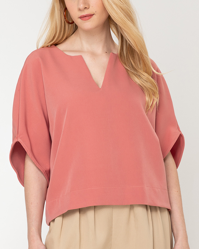 Avery V-Neck Neocrepe Top