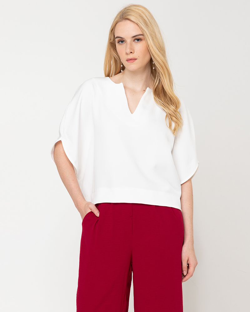 Avery V-Neck Neocrepe Top