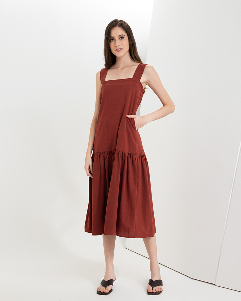 Larissa Sleeveless Square Neck Midi Dress