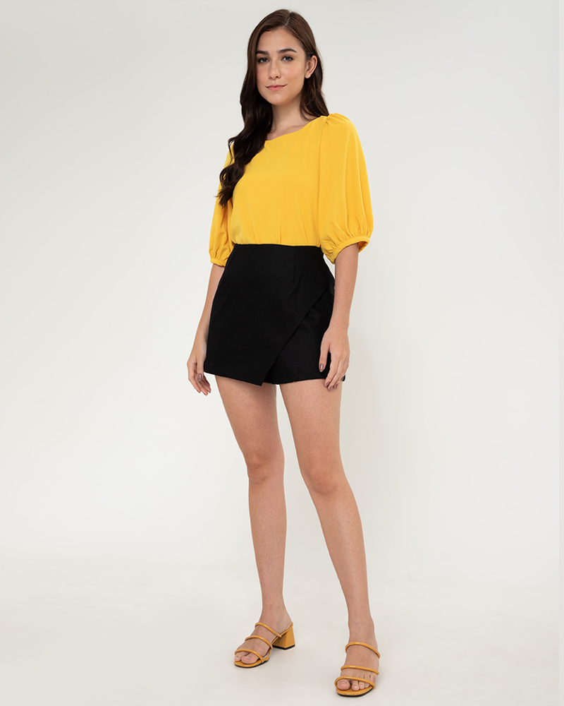Lexi Puffed Sleeves Loose Top
